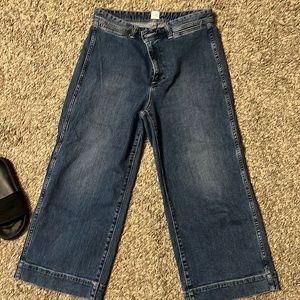 GAP wide leg cropped jeans